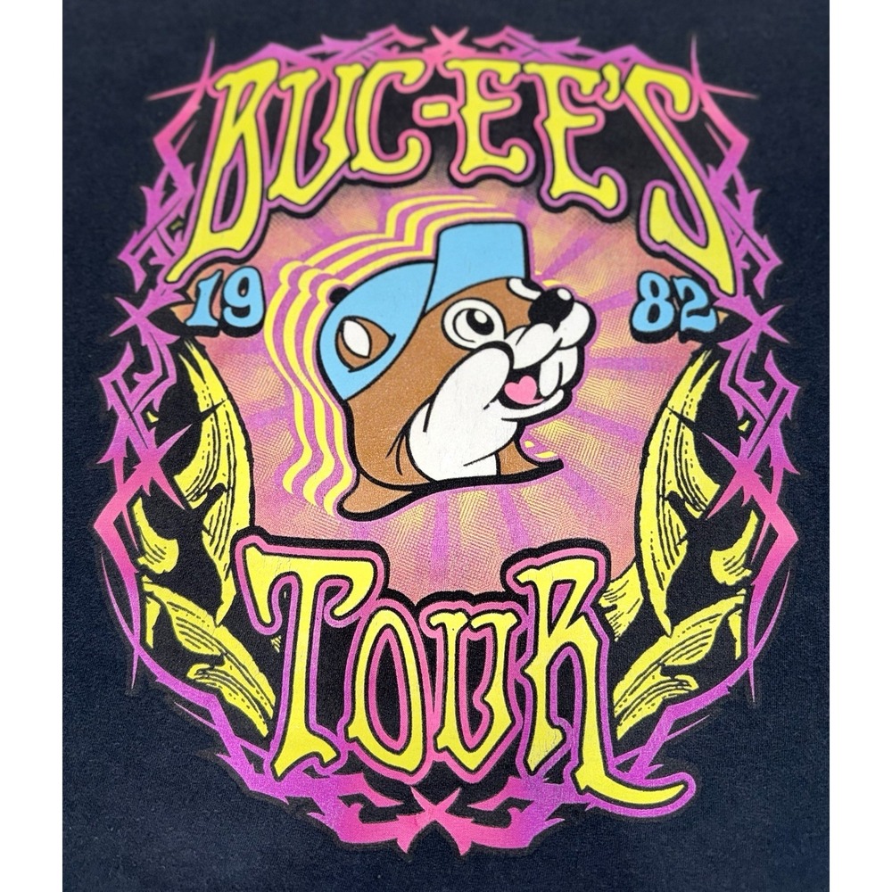 Buc-ee's 1982-2021 Tour T-Shirt: Iconic Texas Road Trip Souvenir - Size M - Picture 3 of 5